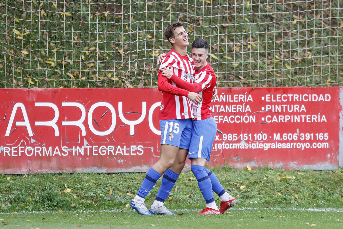 Fotos: Las Mejores Imágenes De La Victoria Del Sporting B Ante El ...